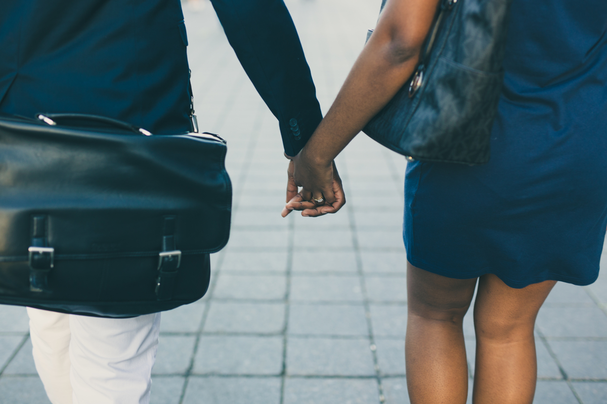 dating holding hands